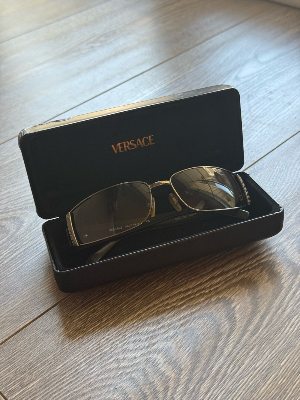 š®š¹ AUTHENTIC VERSACE SUNGLASSES - Picture 9 of 12